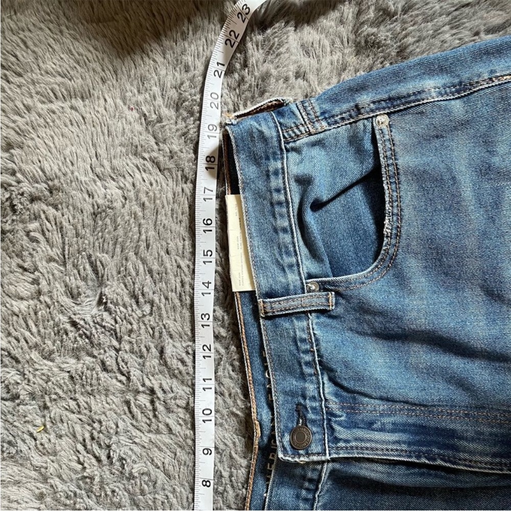 American Eagle Outfitters Blue Distressed Jeans - Picture 7 of 11